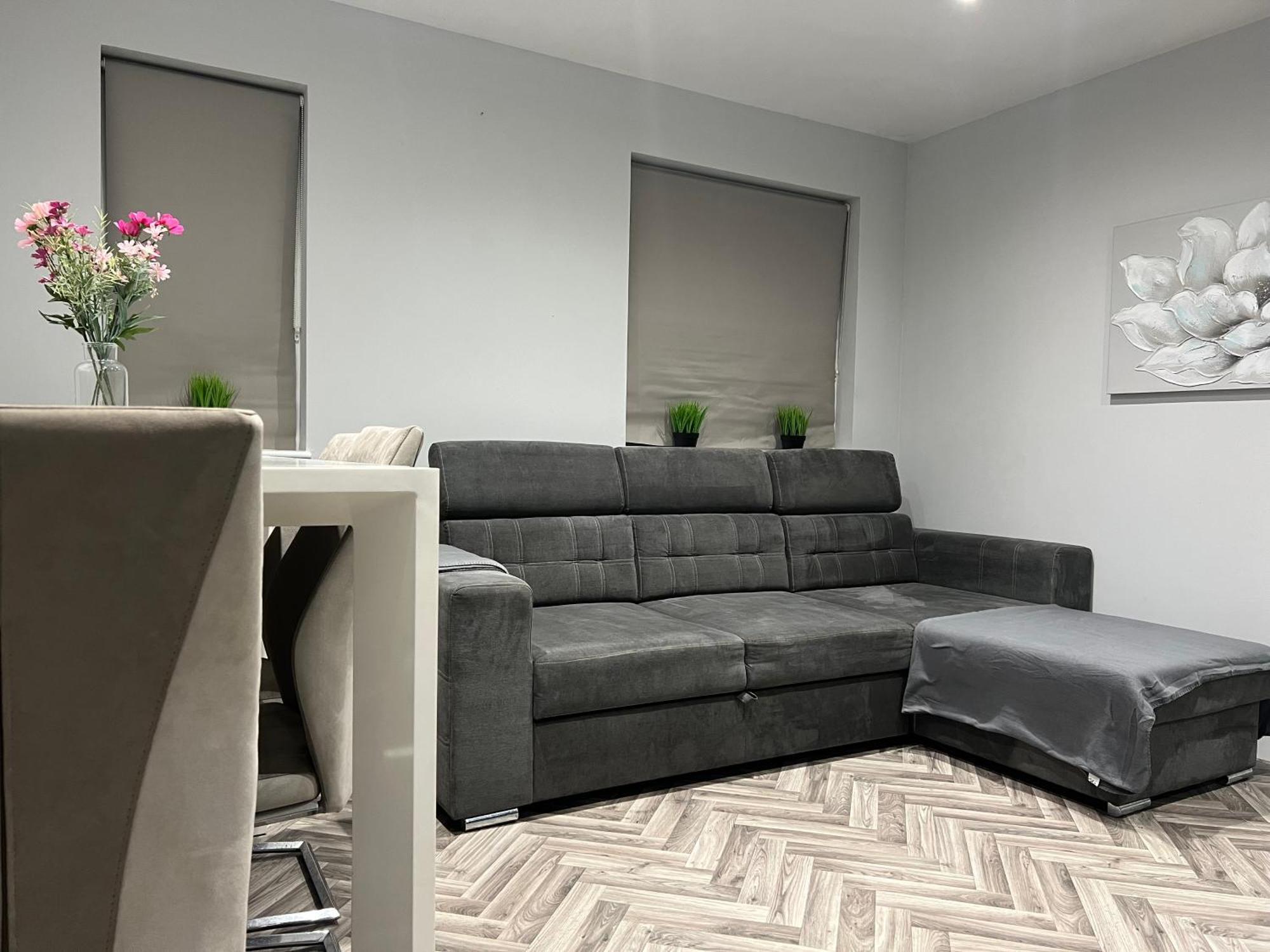 Appartamento Broadway Retreat With Free Parking Herne Bay Esterno foto